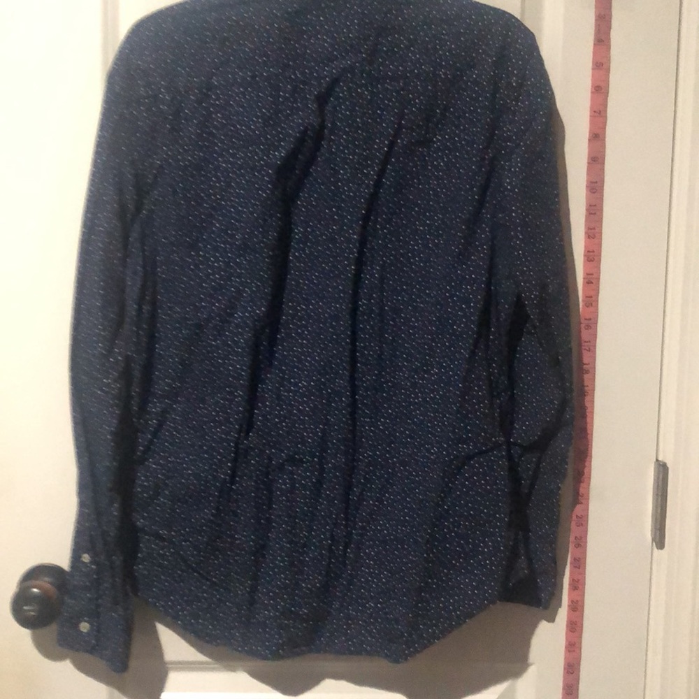 Aeo Navy W/ White Pattern Button Down - image 3